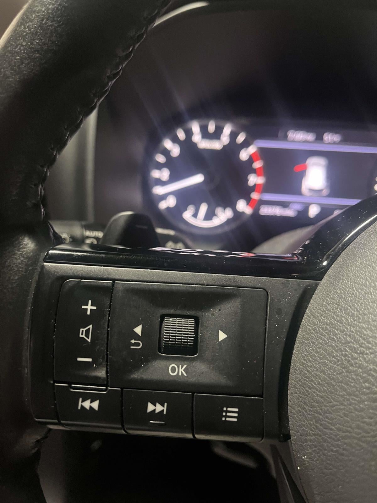 2023 Nissan Rogue SL Intelligent AWD