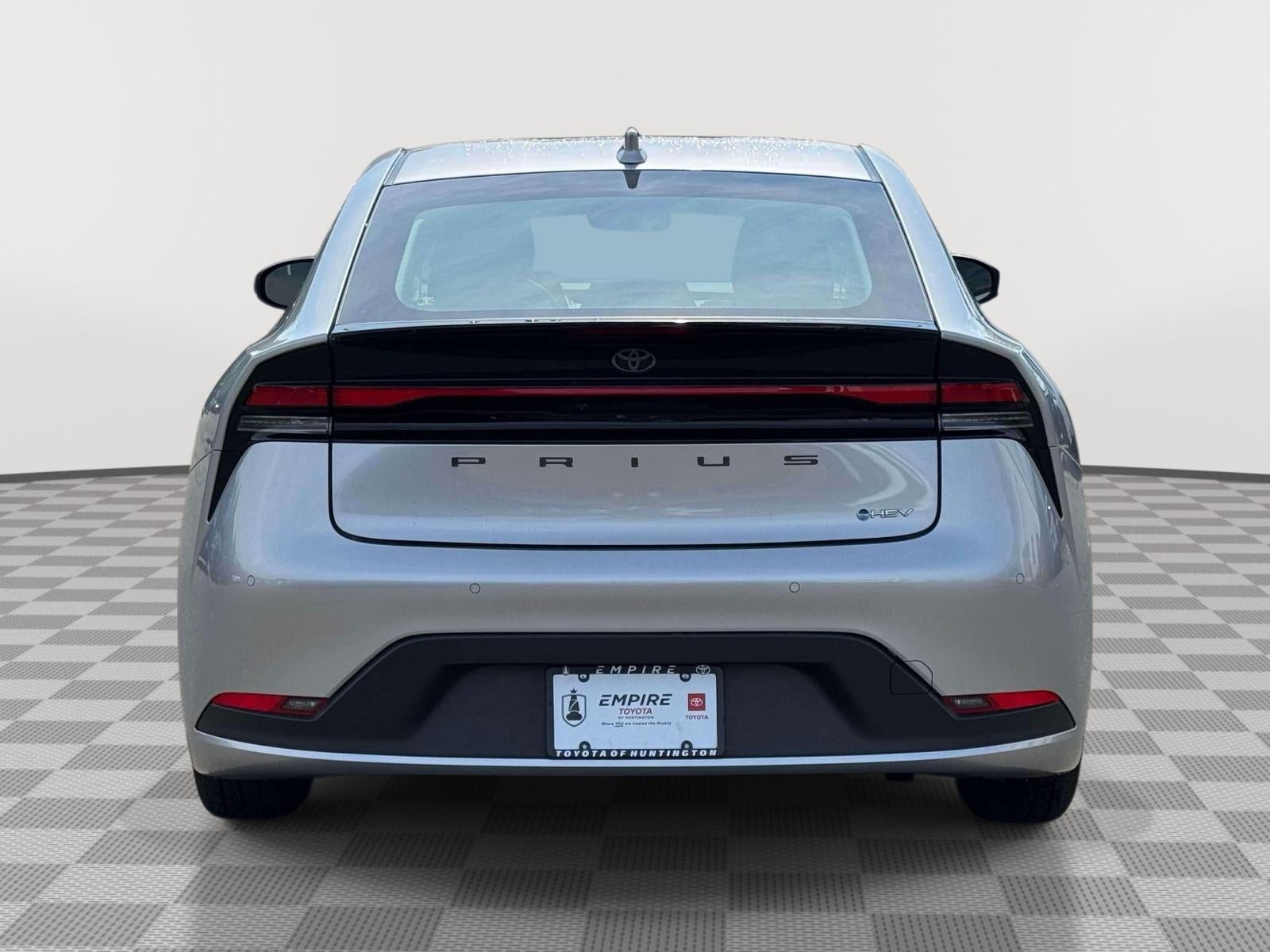 2023 Toyota Prius LE