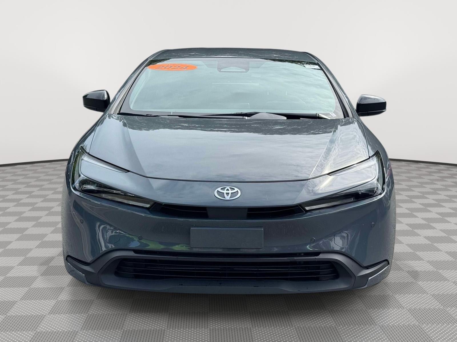 2024 Toyota Prius LE
