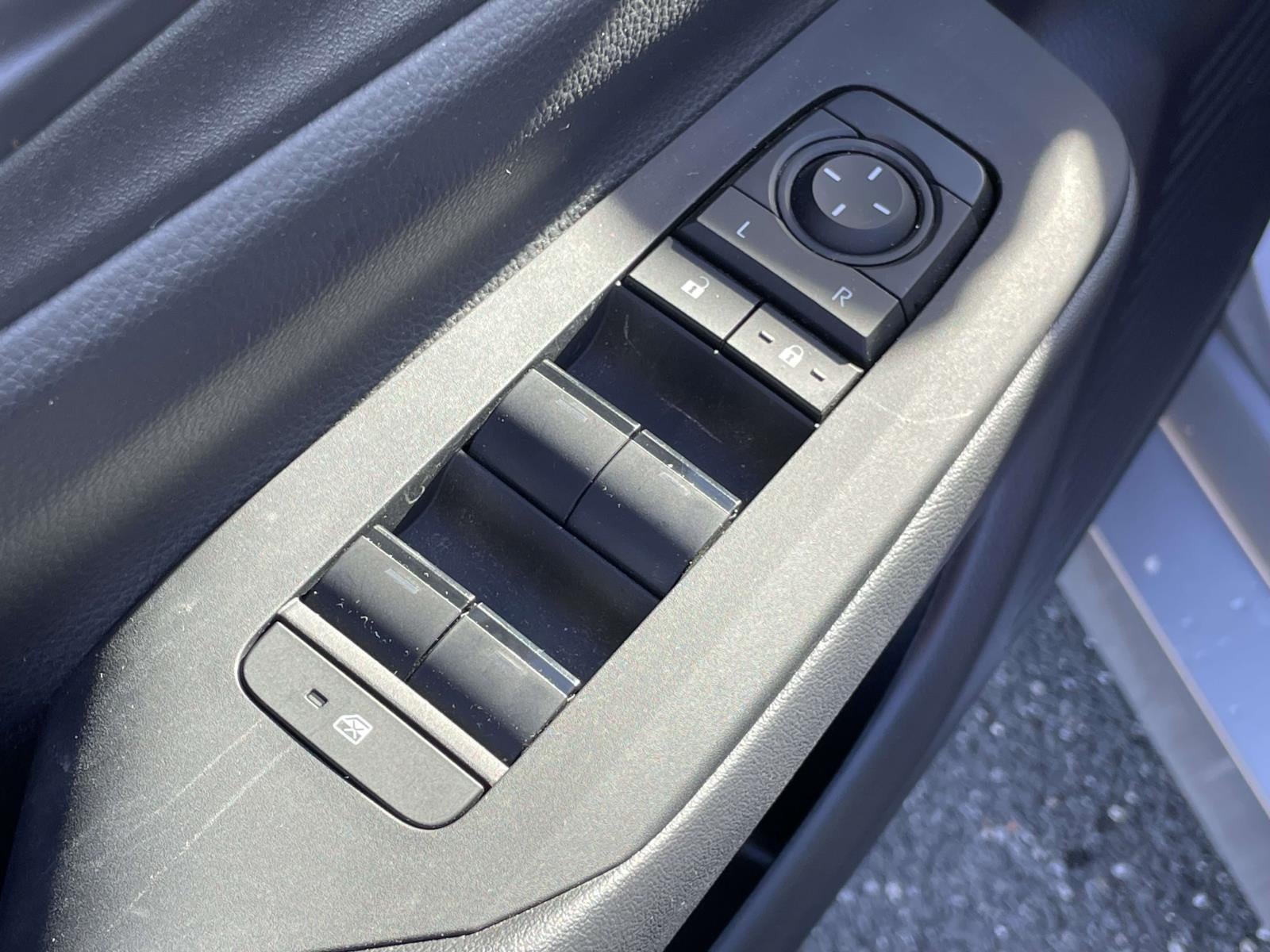 2024 Toyota Prius Prime SE