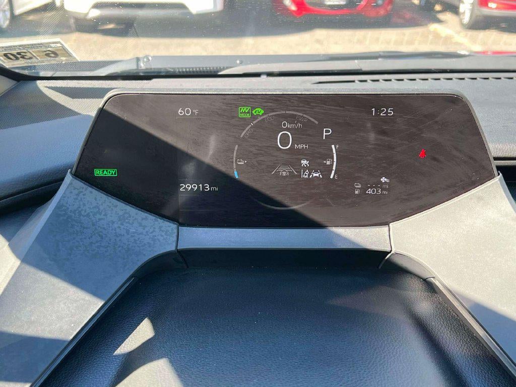 2025 Toyota Prius Plug-In Hybrid SE