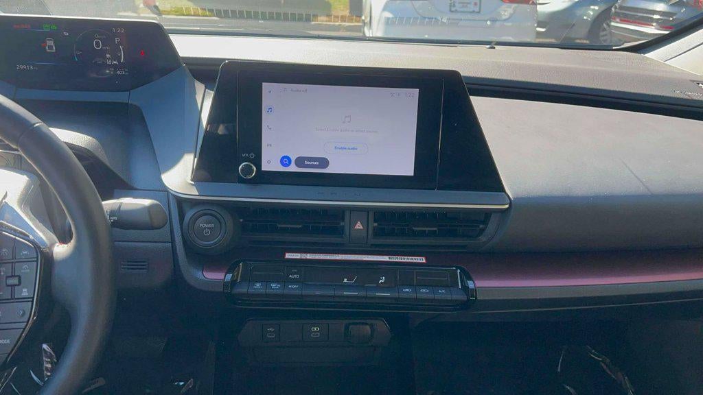 2025 Toyota Prius Plug-In Hybrid SE