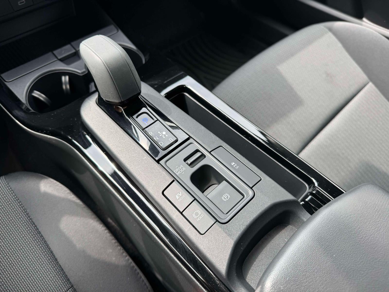 2025 Toyota Prius LE AWD-e