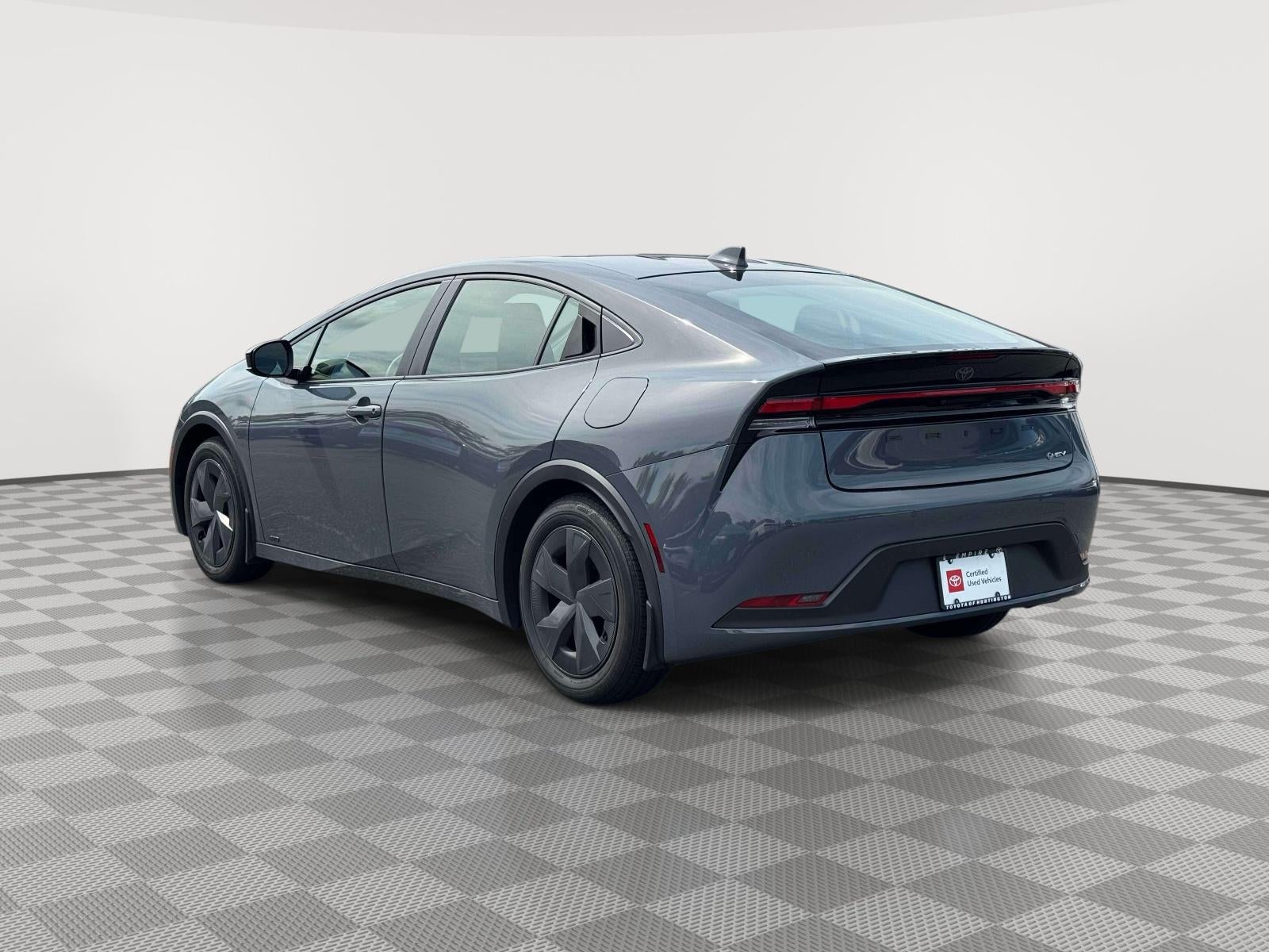 2025 Toyota Prius LE AWD-e