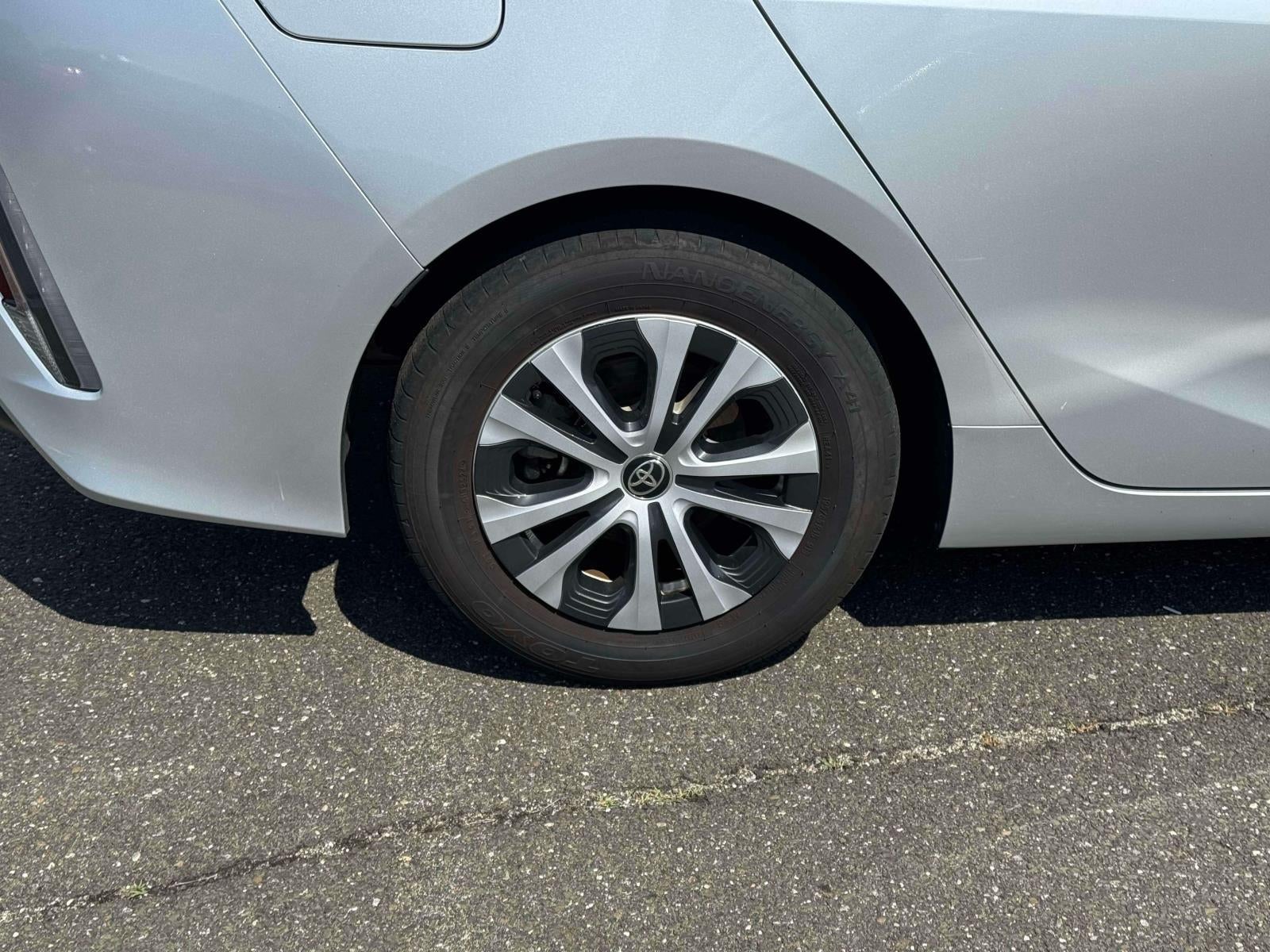 2021 Toyota Prius Prime LE