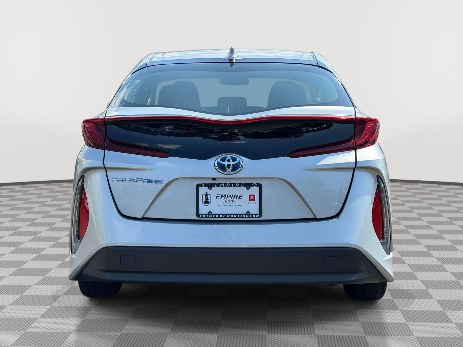 2021 Toyota Prius Prime LE