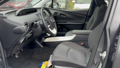 2016 Toyota Prius Three