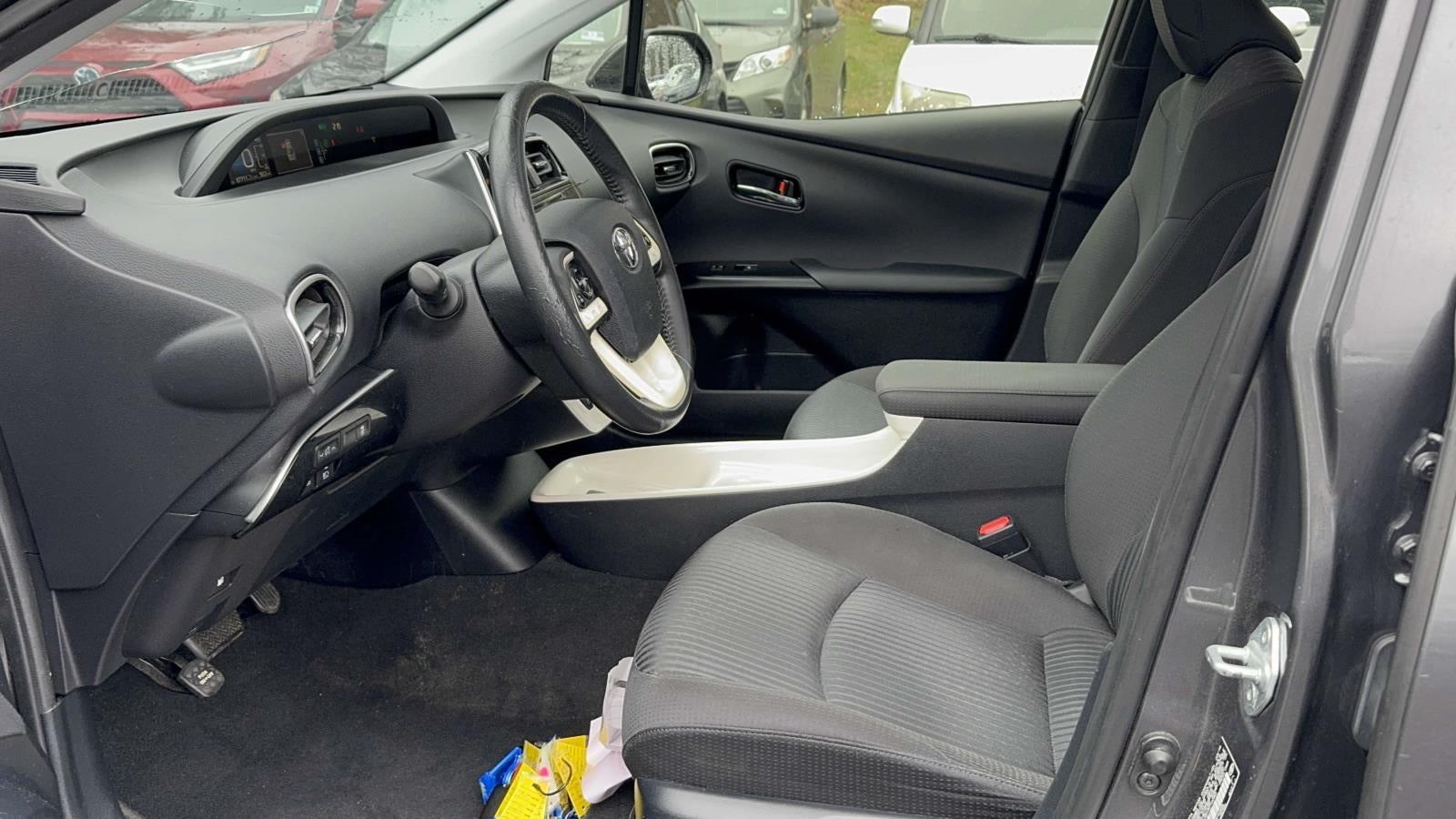 2016 Toyota Prius Three