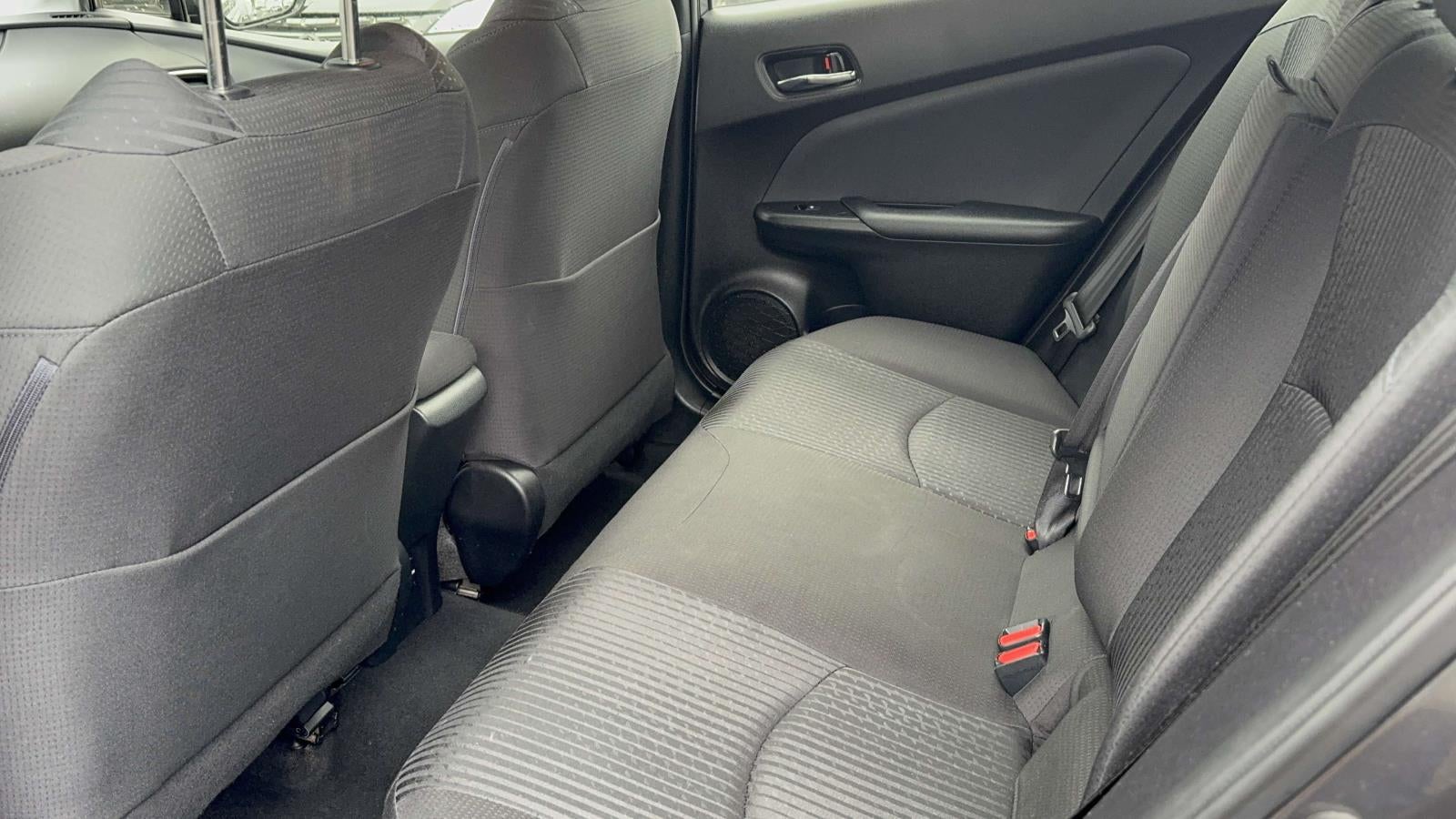 2016 Toyota Prius Three