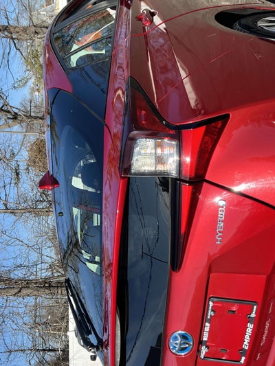 2019 Toyota Prius LE