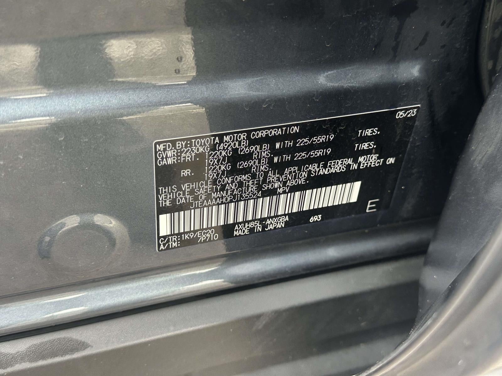 2023 Toyota Venza XLE