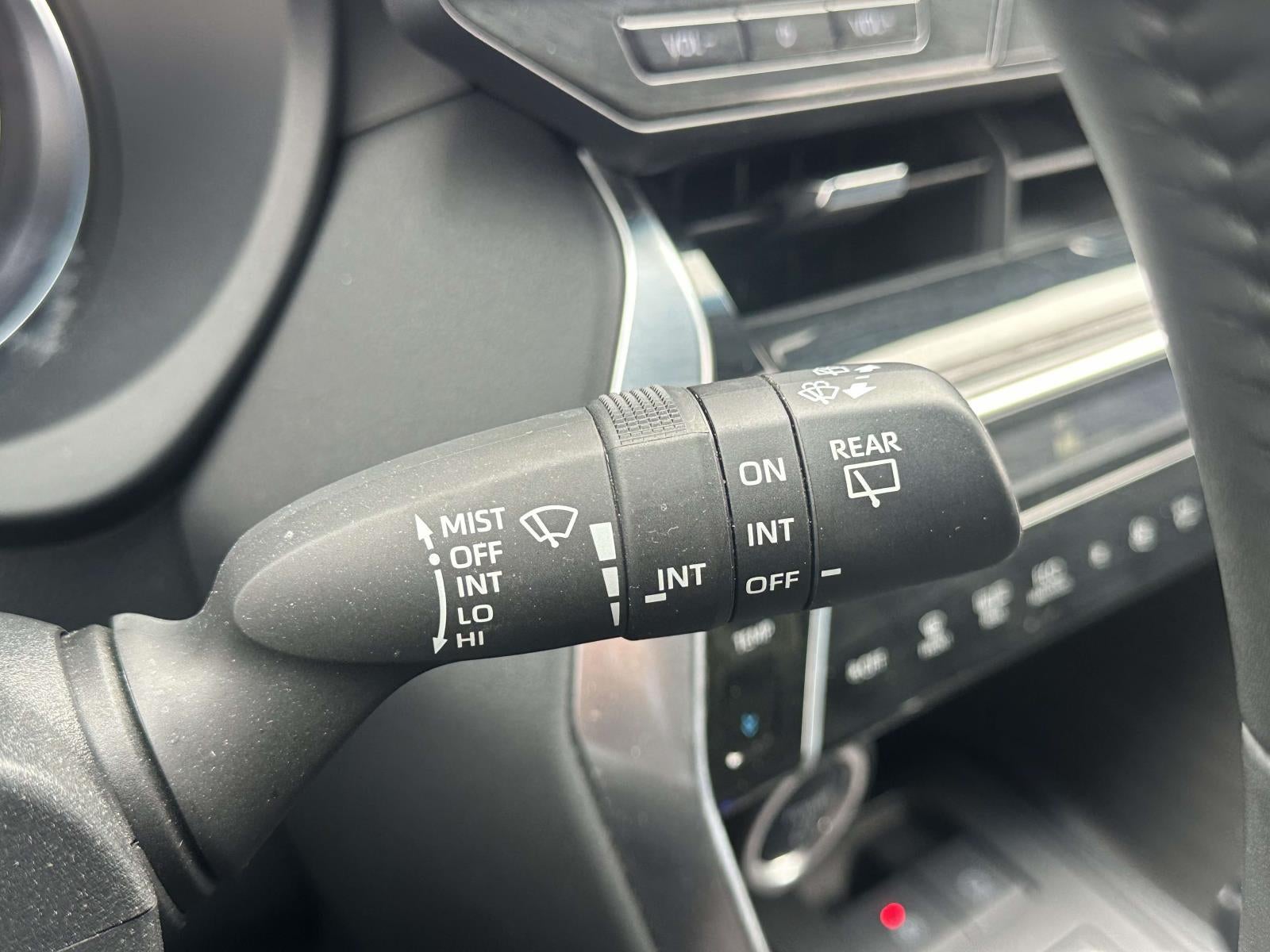 2023 Toyota Venza XLE