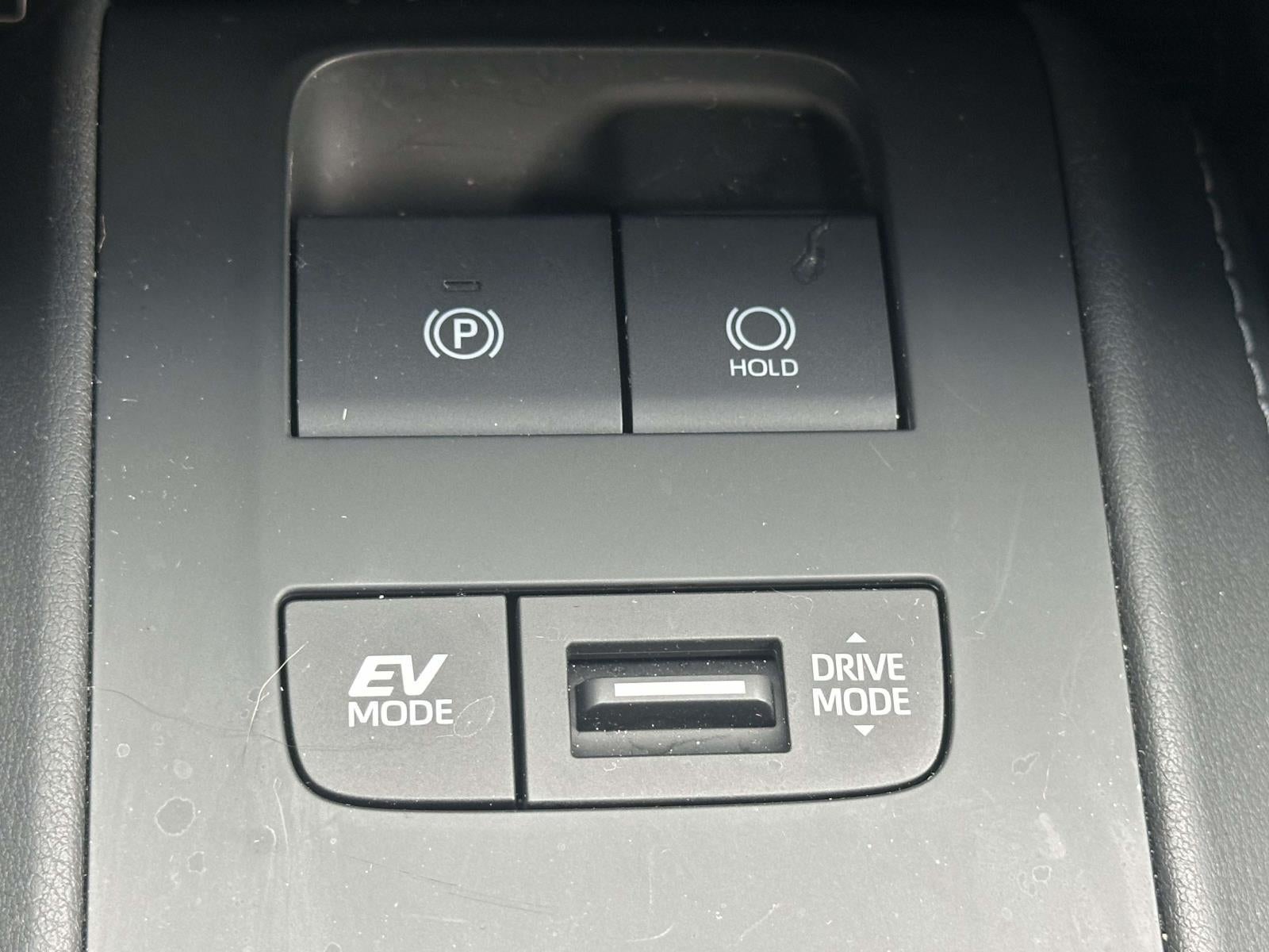 2023 Toyota Venza XLE