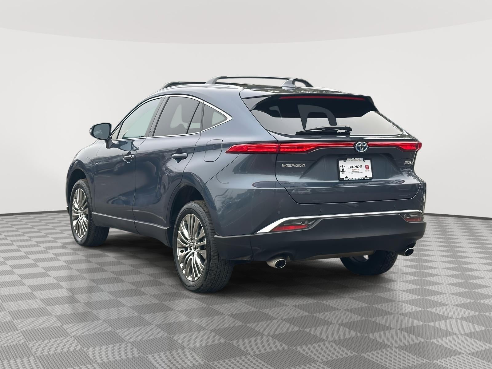 2023 Toyota Venza XLE