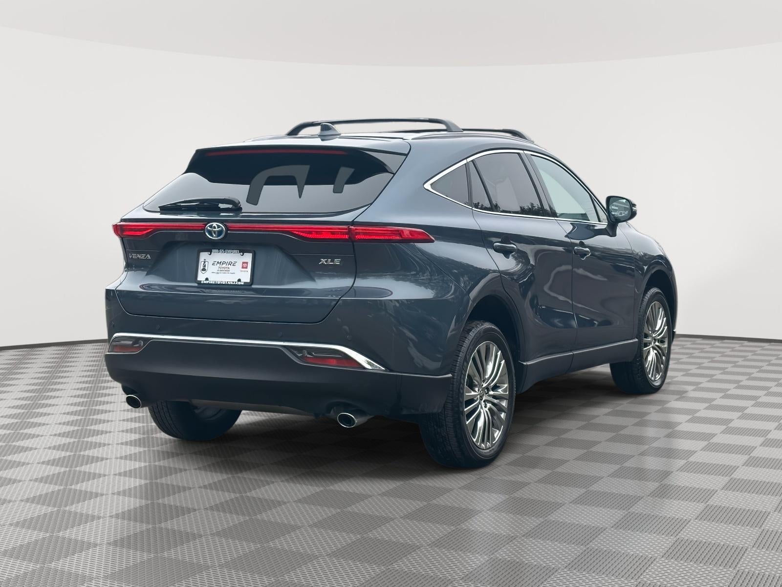 2023 Toyota Venza XLE