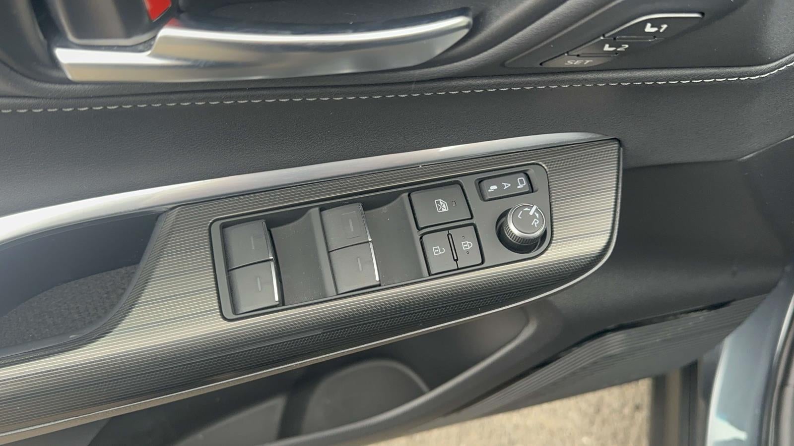 2023 Toyota Venza XLE