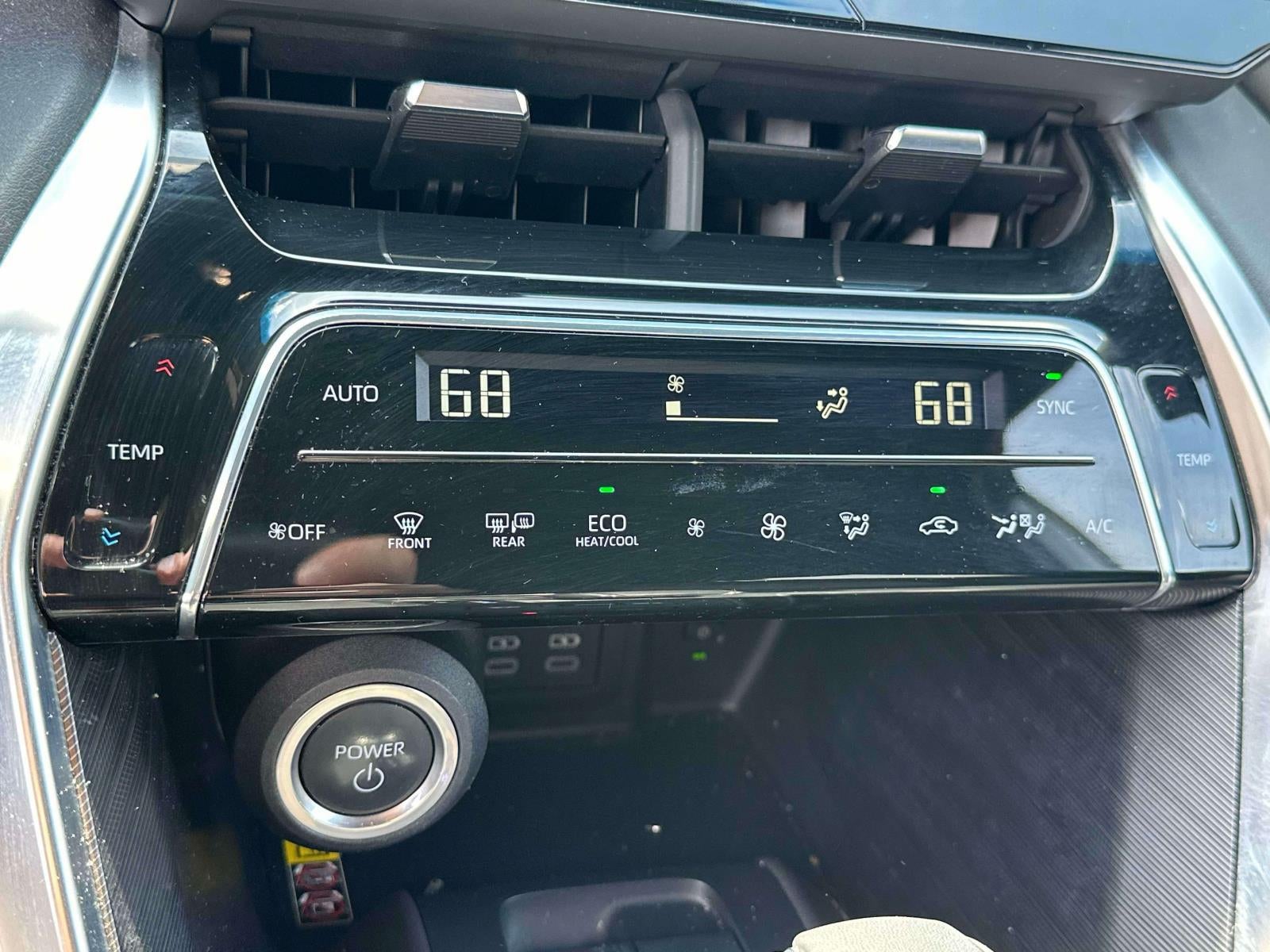 2023 Toyota Venza XLE