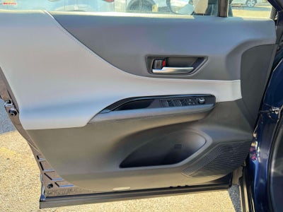 2021 Toyota Venza LE