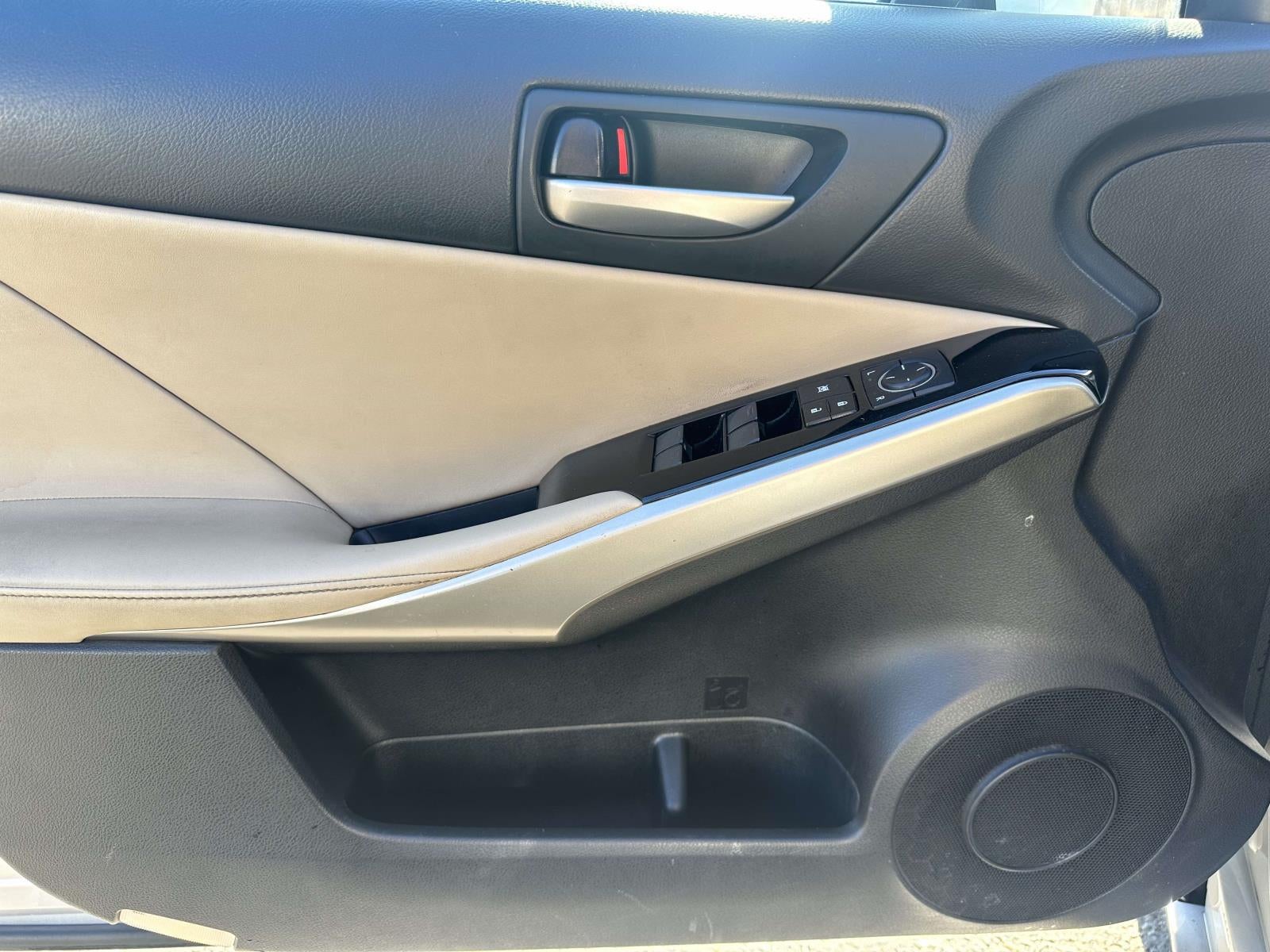 2018 Lexus IS 300 300