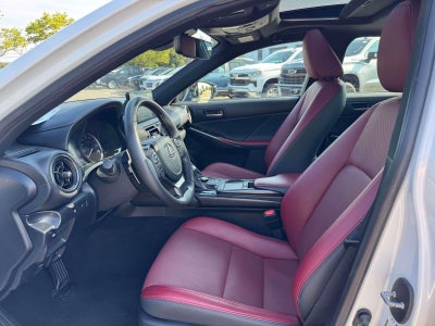 2024 Lexus IS 300 300