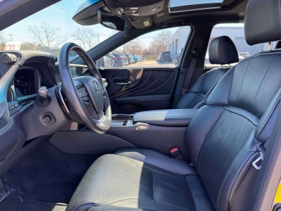 2018 Lexus LS 500h 500h Base