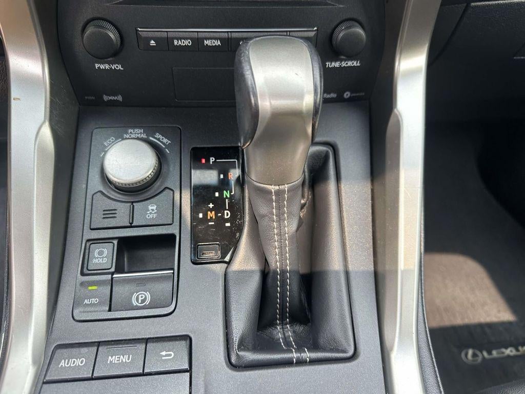 2017 Lexus NX 200t 200t