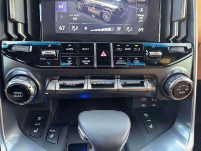 2025 Lexus LX 600 Luxury