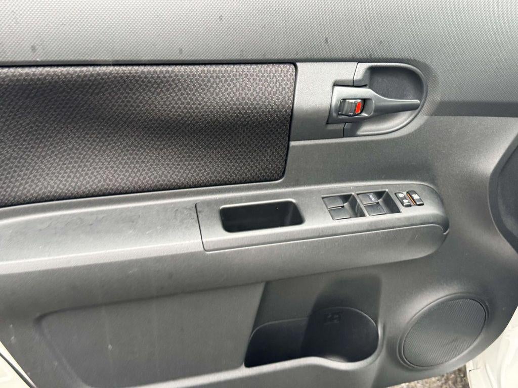 2009 Scion xB Base
