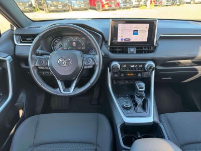 2023 Toyota RAV4 Hybrid SE