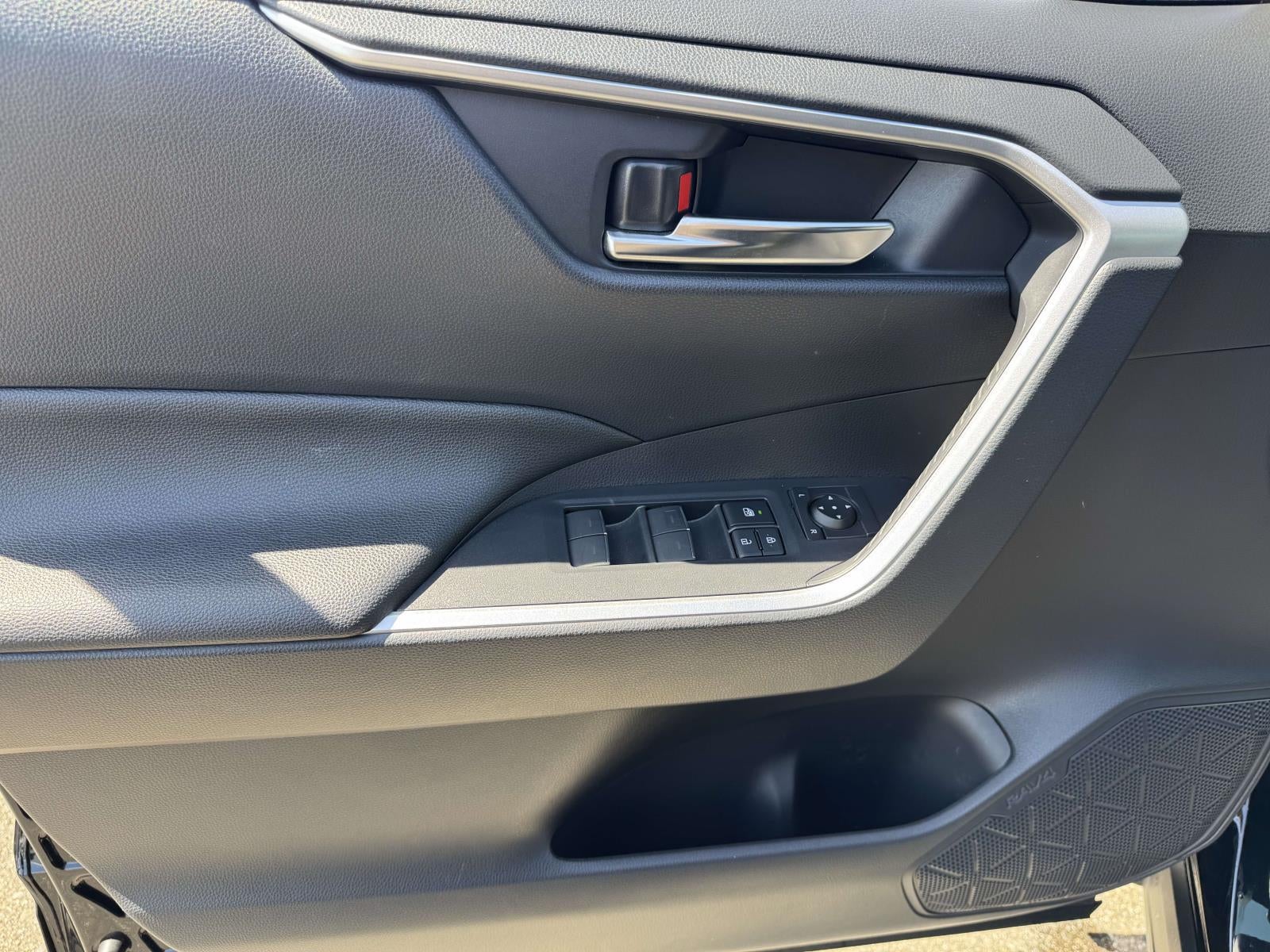 2023 Toyota RAV4 Prime SE