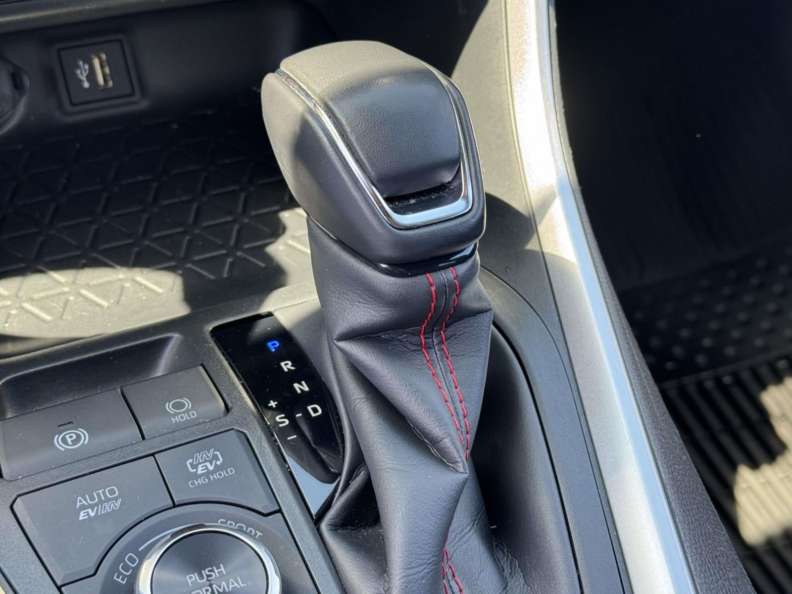 2023 Toyota RAV4 Prime SE