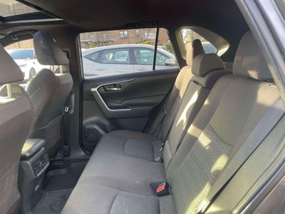 2024 Toyota RAV4 Prime SE