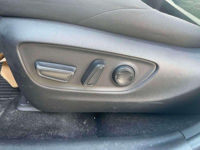 2024 Toyota RAV4 Prime SE