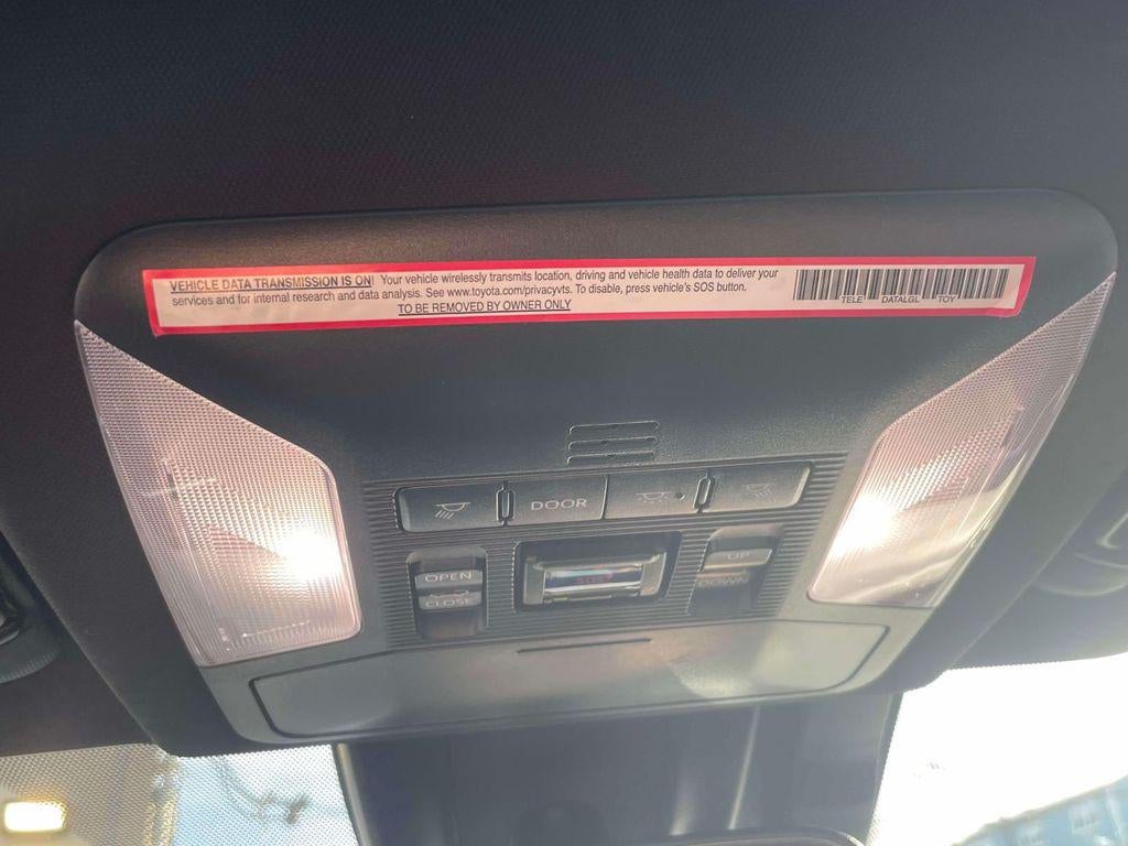 2024 Toyota RAV4 Prime SE