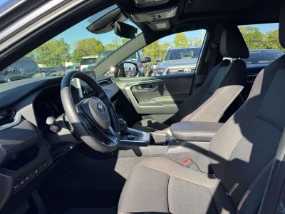 2024 Toyota RAV4 Prime SE