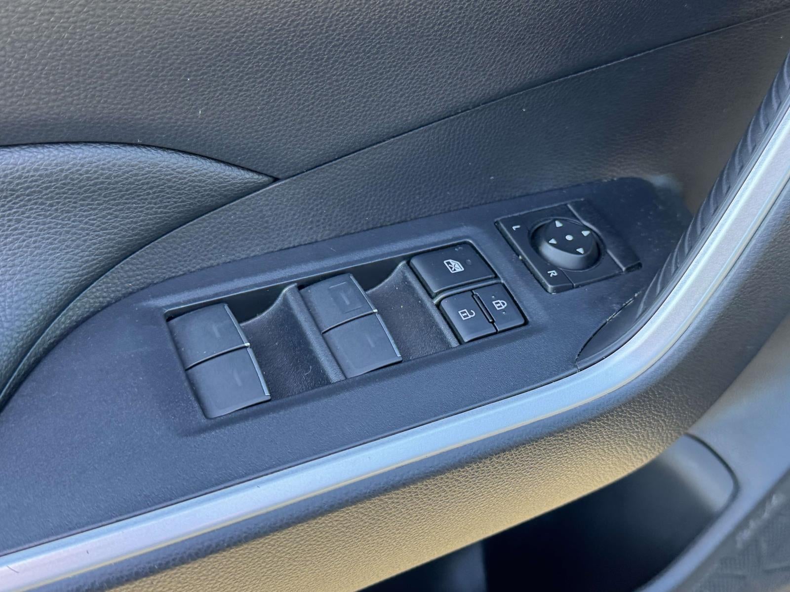 2024 Toyota RAV4 Prime SE