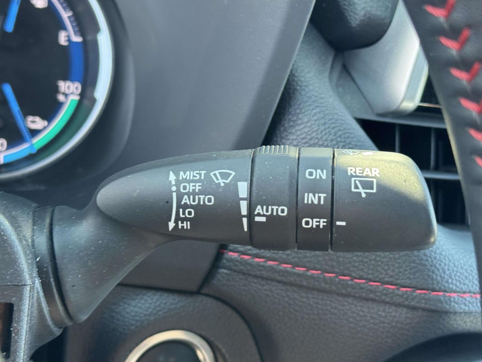 2024 Toyota RAV4 Prime SE