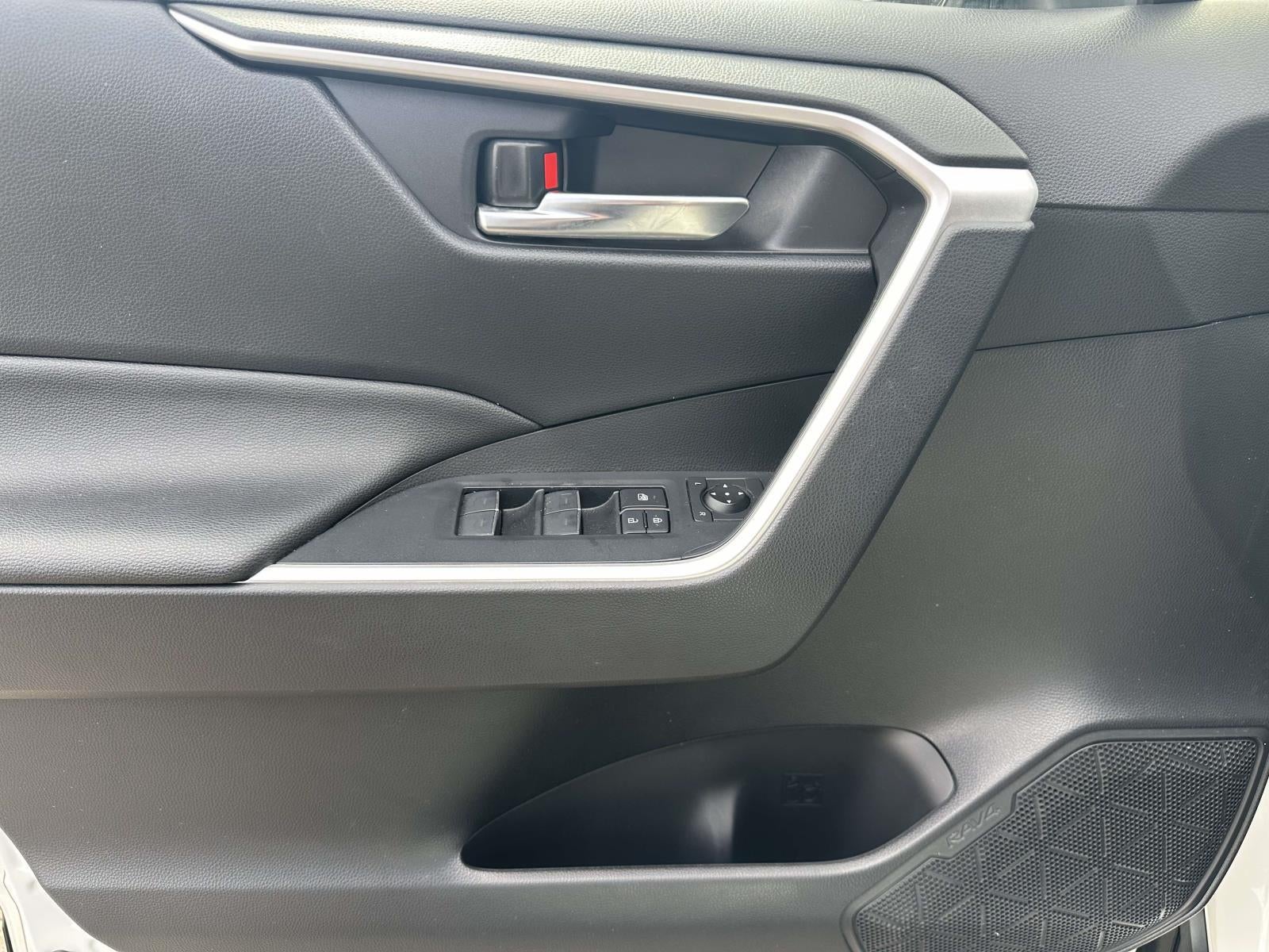 2023 Toyota RAV4 Prime SE