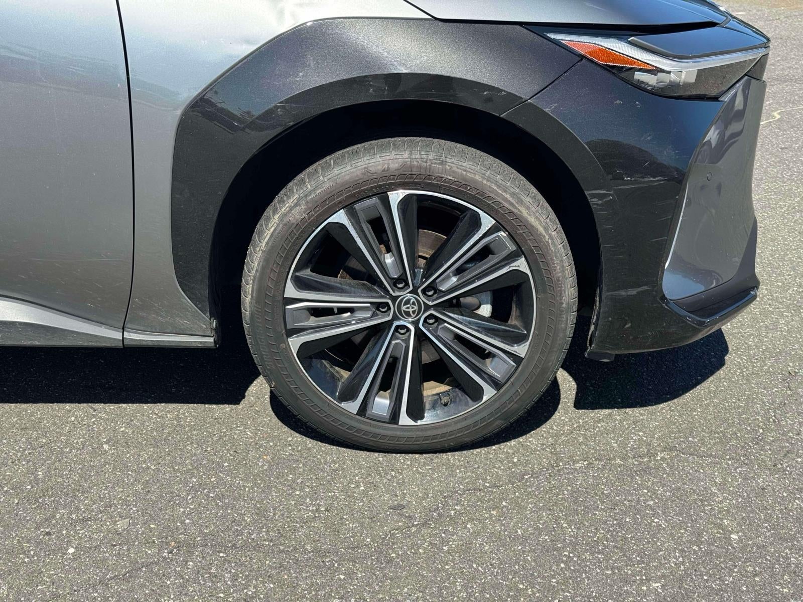 2023 Toyota bZ4X Limited