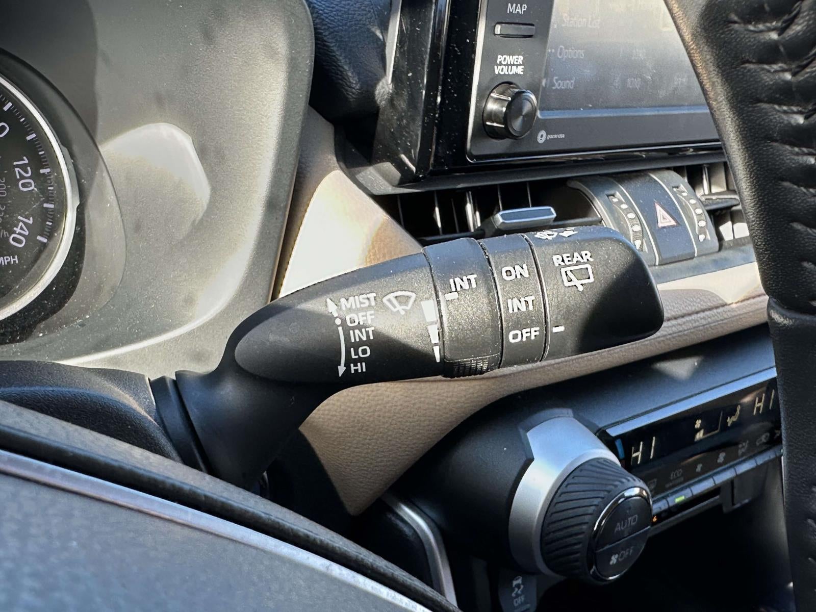 2021 Toyota RAV4 Hybrid XLE Premium