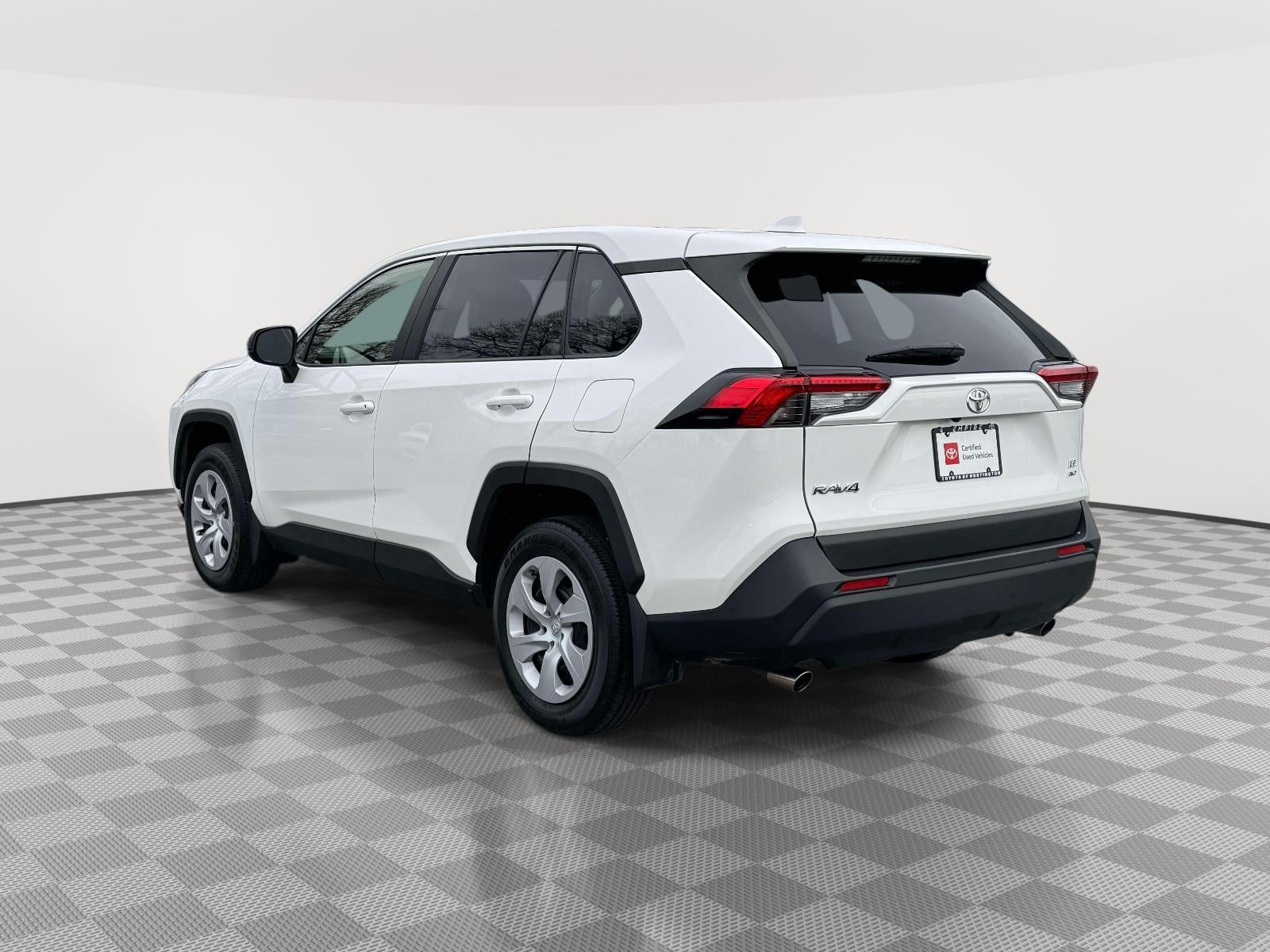 2023 Toyota RAV4 LE