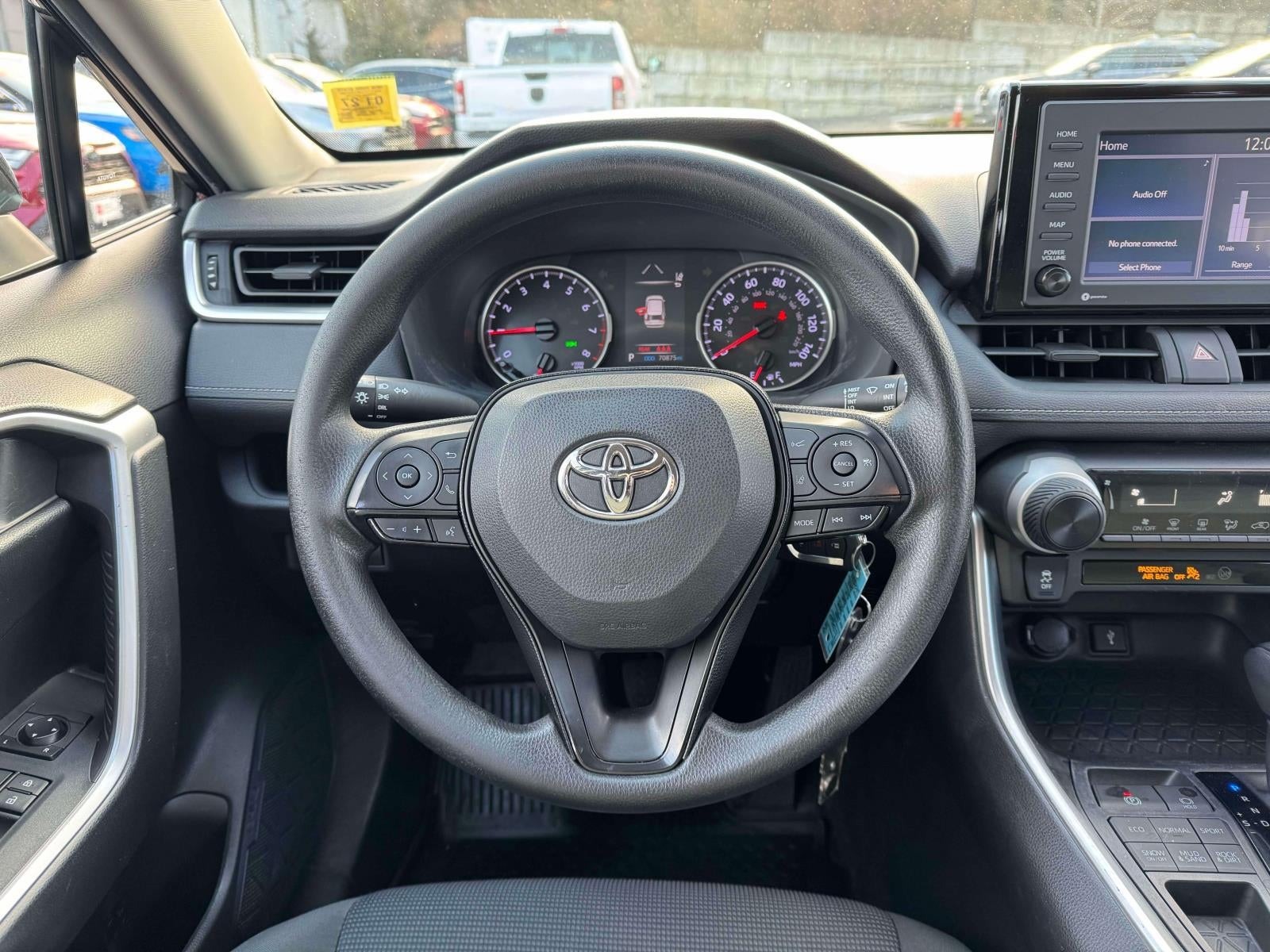 2020 Toyota RAV4 LE