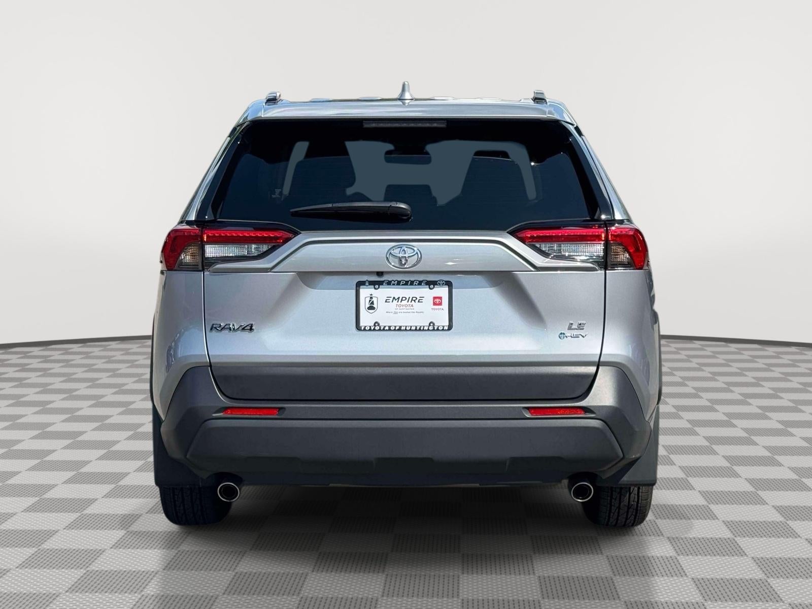 2025 Toyota RAV4 Hybrid LE