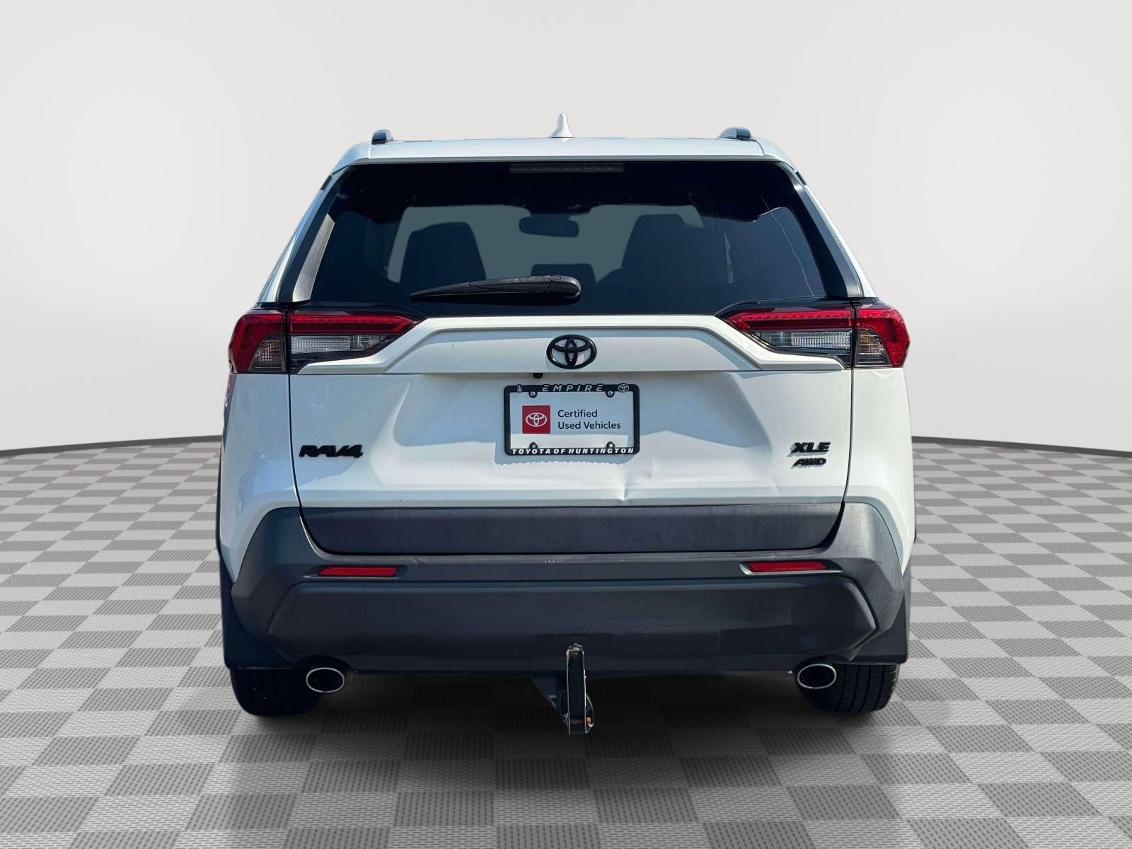 2020 Toyota Rav4 XLE