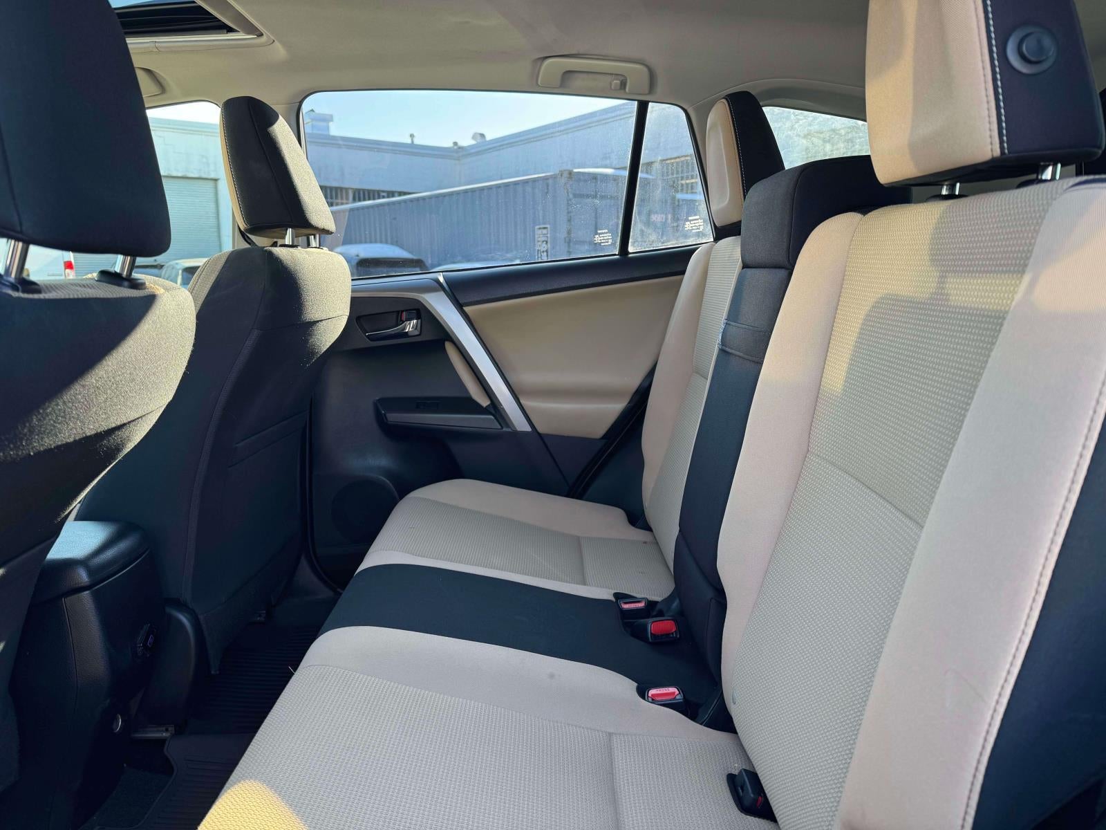 2018 Toyota RAV4 Hybrid XLE