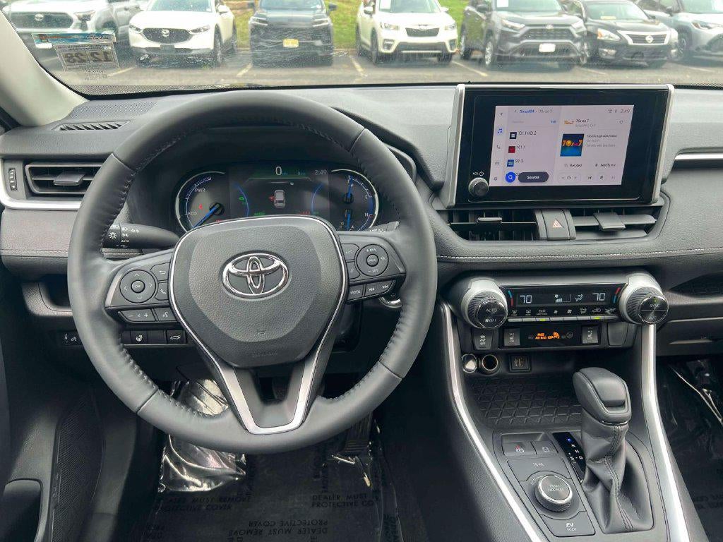 2023 Toyota RAV4 Hybrid XLE