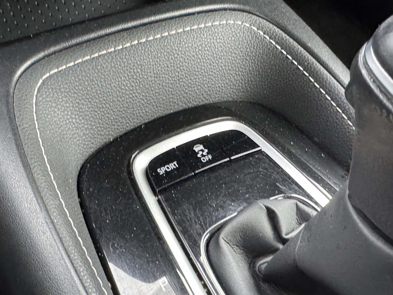 2019 Toyota Corolla Hatchback SE