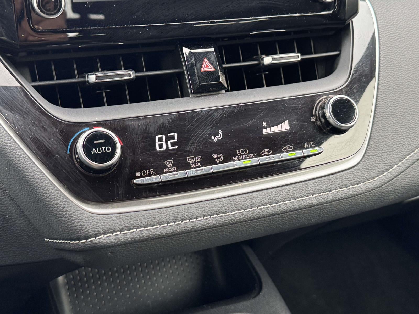 2019 Toyota Corolla Hatchback SE