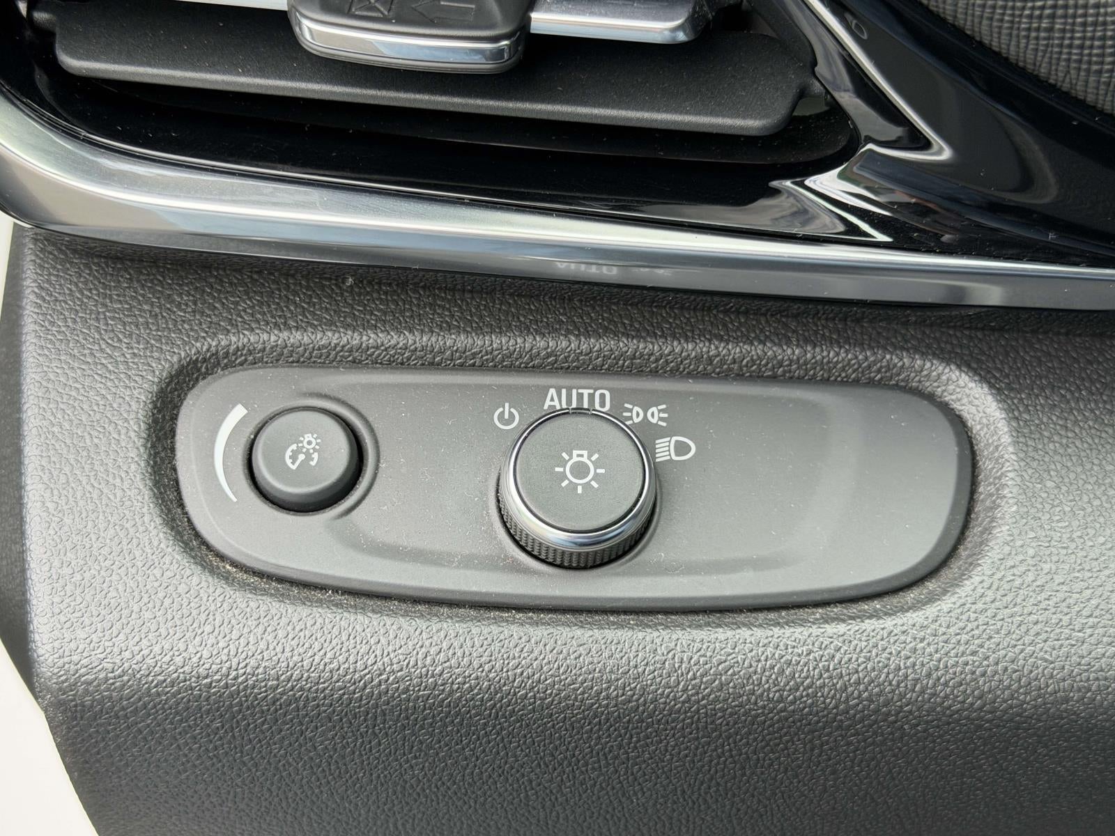 2024 Buick Envista Sport Touring FWD