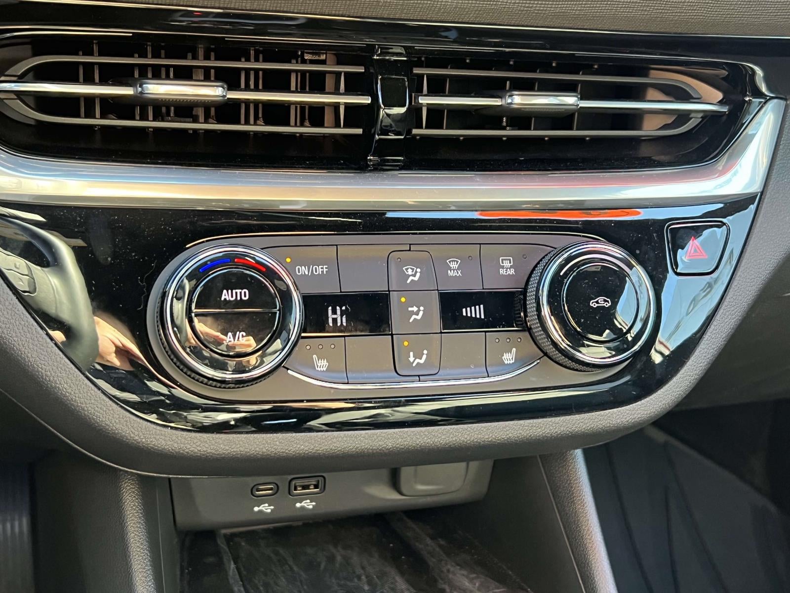 2024 Buick Envista Sport Touring FWD